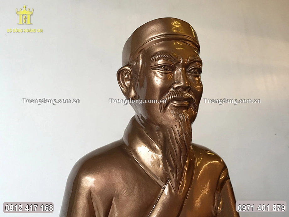 Từng đường nét chạm khắc được chăm chút tỉ mỉ